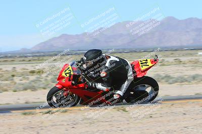 media/Apr-05-2024-Apex Assassins-CVMA Friday Practice (Fri) [[ee2ef04f2b]]/3-Racer 2/Session 2 Turn 9 Inside/